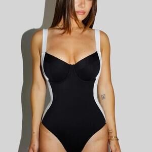 Viral TA3 Lifty Contour Swimsuit S NWT Sculpt Black White